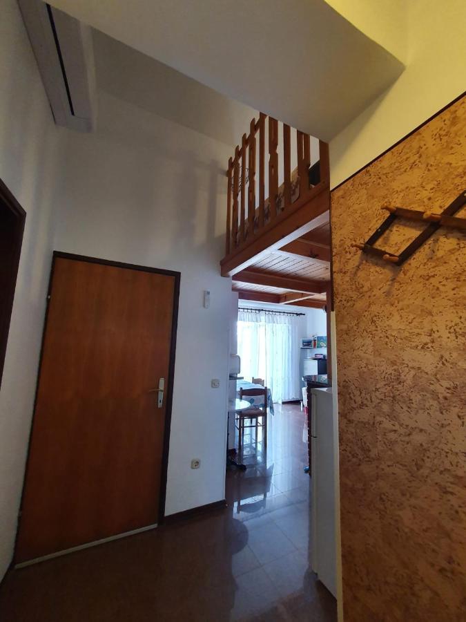 Apartment With Terace And Sea View Marica Krk Town Exteriér fotografie